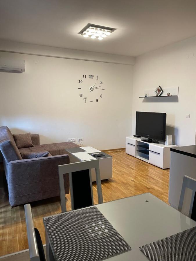 Pančevo Royal Residence Apartmani מראה חיצוני תמונה