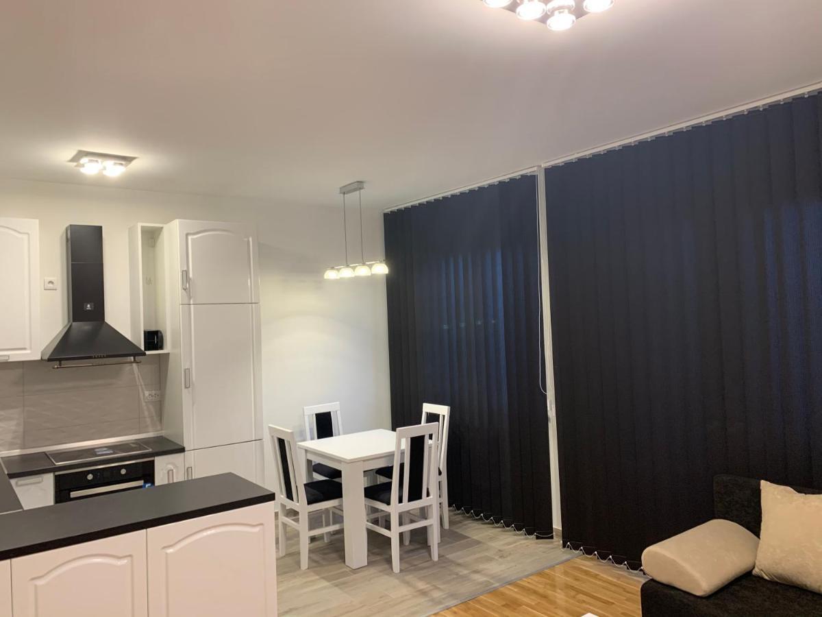 Pančevo Royal Residence Apartmani מראה חיצוני תמונה